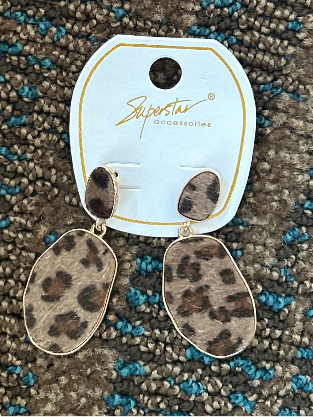 NWT Animal Print Leopard Gold-Tone Drop Earrings